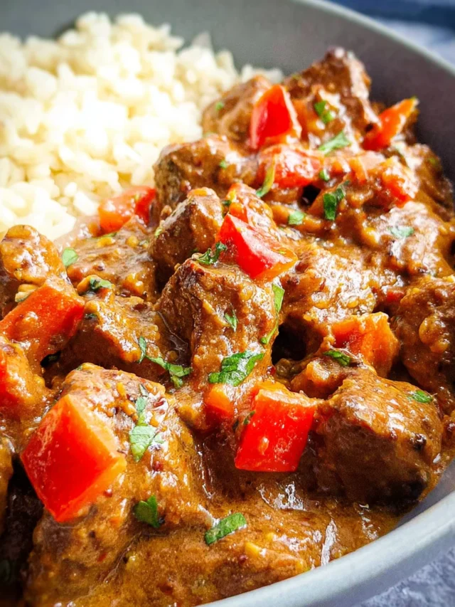 Mafe/Maafe (Senegalese Peanut Stew)