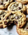 The BEST Chocolate Chip Cookies