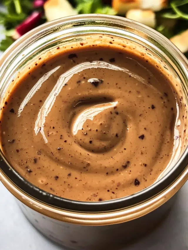 Creamy Balsamic Dressing: A Must-Try Homemade Recipe!